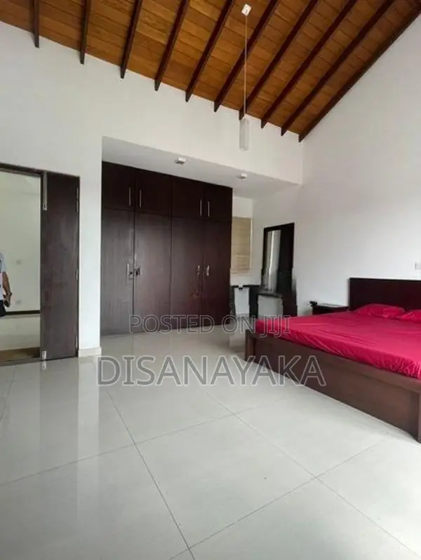 Super Luxury House for Sale in Rajagiriya Kalapaluwawa