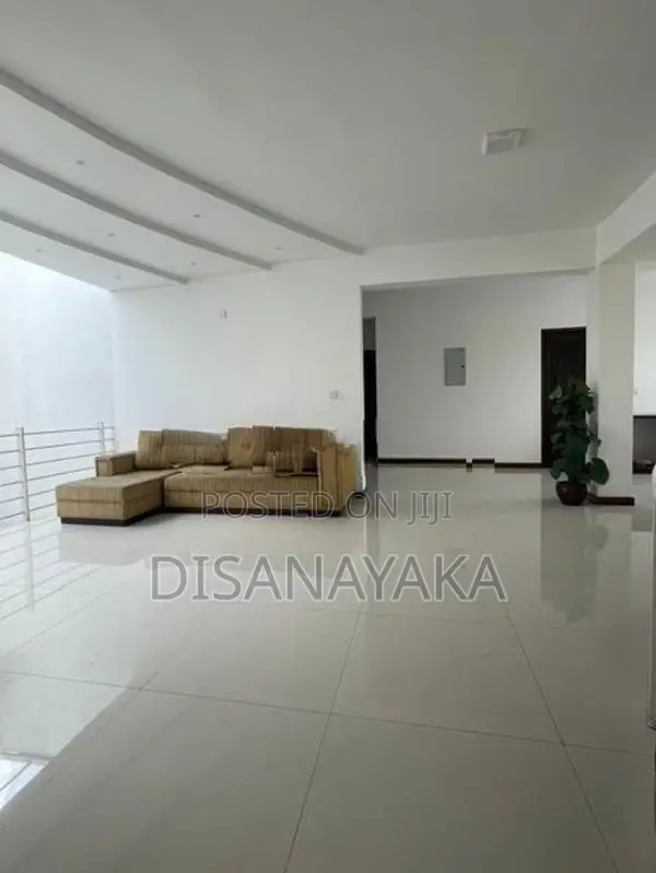 Super Luxury House for Sale in Rajagiriya Kalapaluwawa