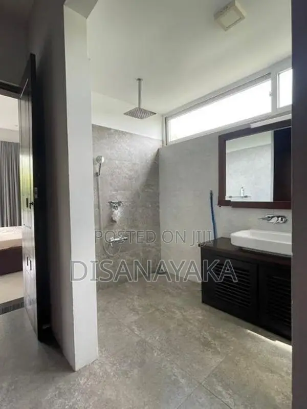 Super Luxury House for Sale in Rajagiriya Kalapaluwawa