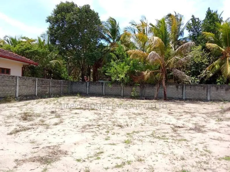 HHL 1102 - Land for sale in Kalkudah
