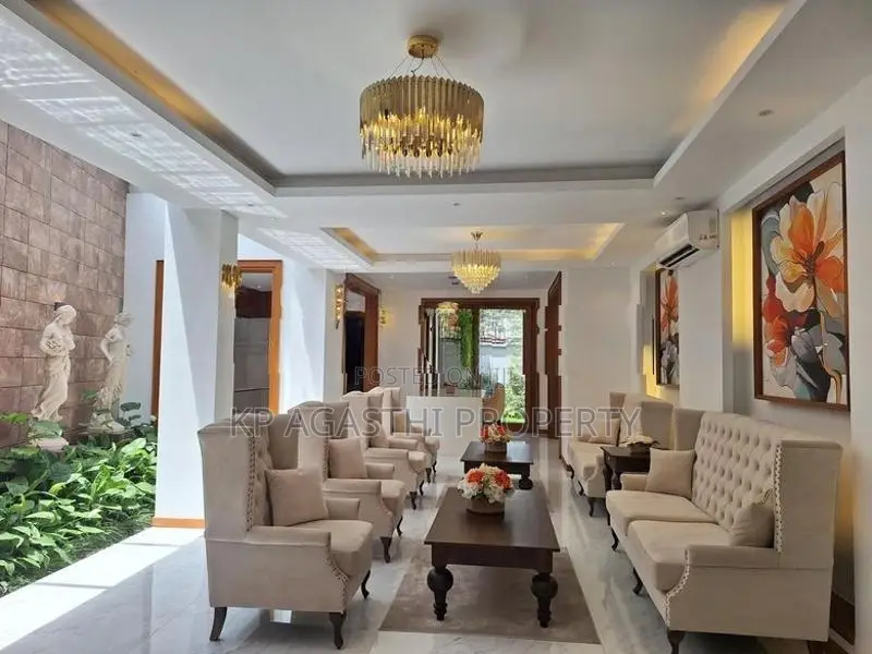 architecture desing super luxury house for sale in battaramulla