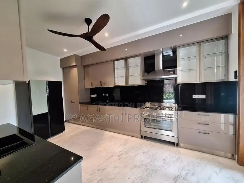 architecture desing luxury house for sale battaramulla