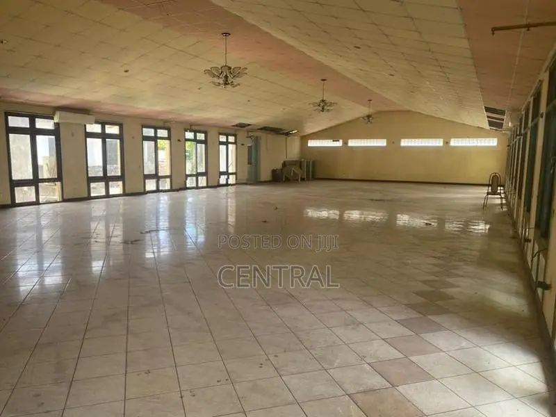 Prime Commercial Property for Sale – Wennappuwa Main Road (C7-10100)
