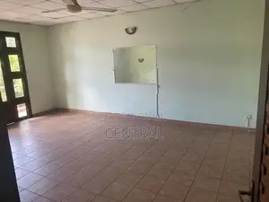 Prime Commercial Property for Sale – Wennappuwa Main Road (C7-10100)