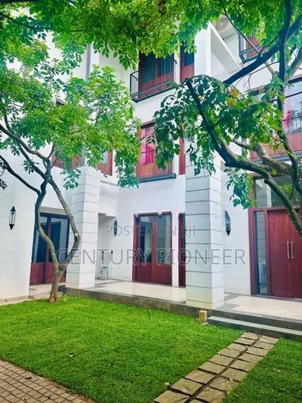 6 Bedroom Luxury Waterfront Villa Sale Nawala