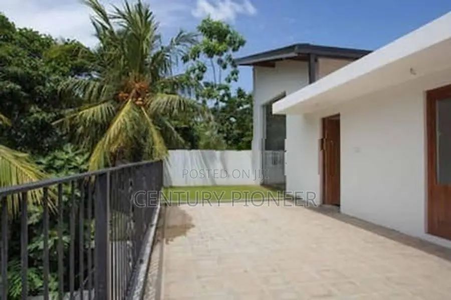 6 Bedroom Luxury Waterfront Villa Sale Nawala