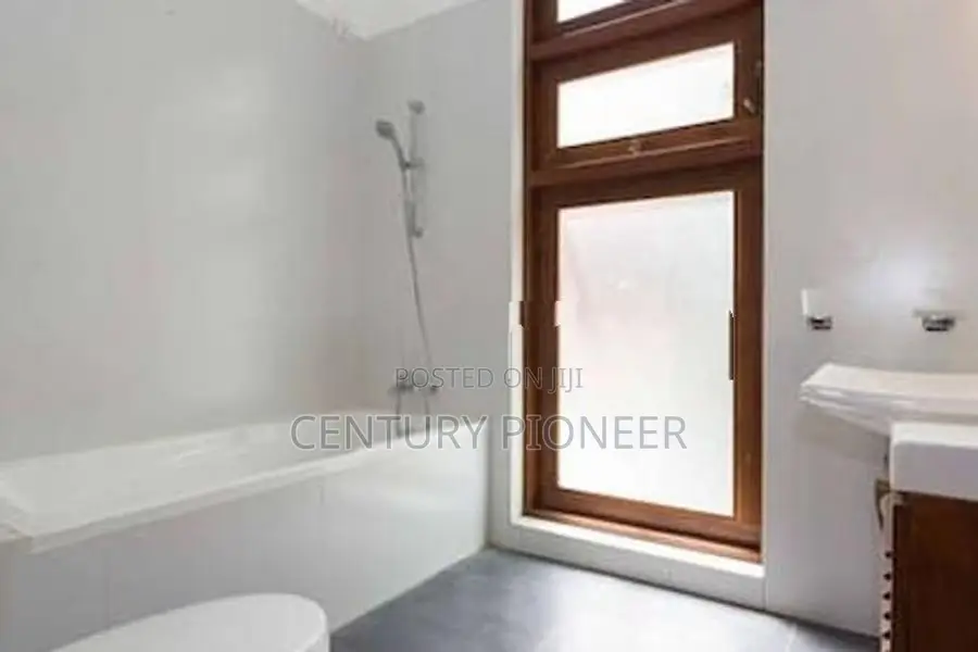 6 Bedroom Luxury Waterfront Villa Sale Nawala