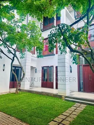 6 Bedroom Luxury Waterfront Villa Rent Nawala