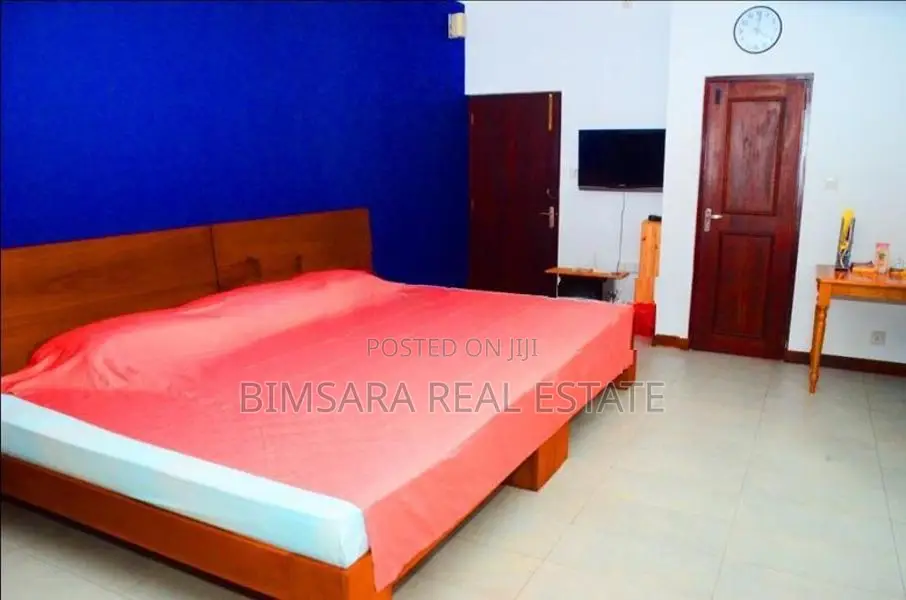 5BR Modern House for Sale in Asgiriya, Gampaha | SH10755