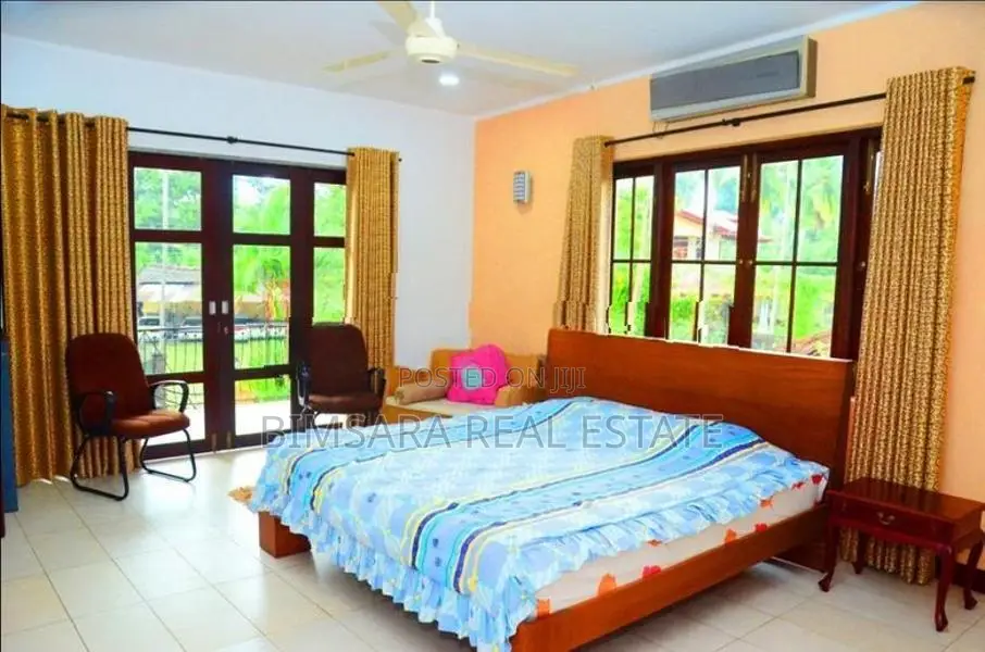 5BR Modern House for Sale in Asgiriya, Gampaha | SH10755