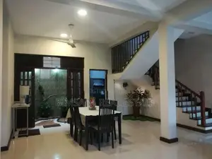 Spacious 5-Bedroom Two-Story Home on New Kandy Road, Kaduwela | SH1536