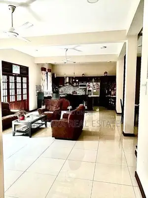 Spacious 5-Bedroom Two-Story Home on New Kandy Road, Kaduwela | SH1536