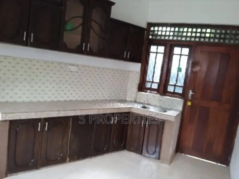 House for sale in Kolonnawa