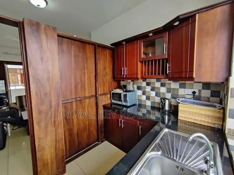 Rasi Court–03 Bedroom Furnished Apartment for Rent in Colombo 06