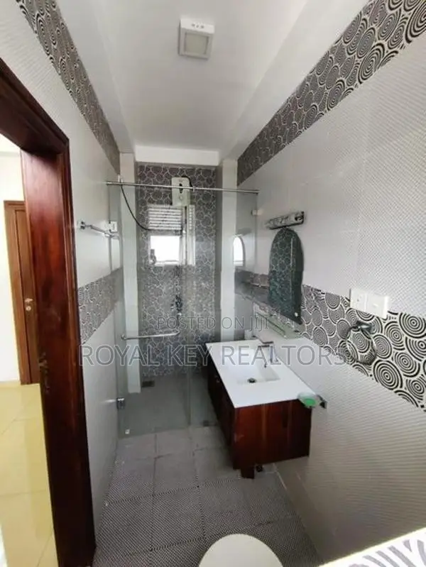 Rasi Court–03 Bedroom Furnished Apartment for Rent in Colombo 06