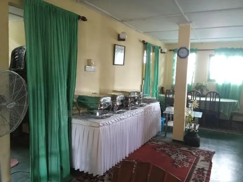 Spacious Upstairs House for Sale – Battaramulla, Deniyawatte Road