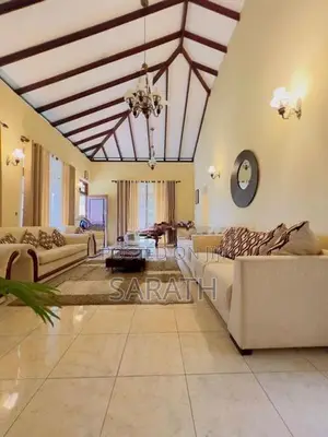Spacious Luxury House Sale Talawatugoda
