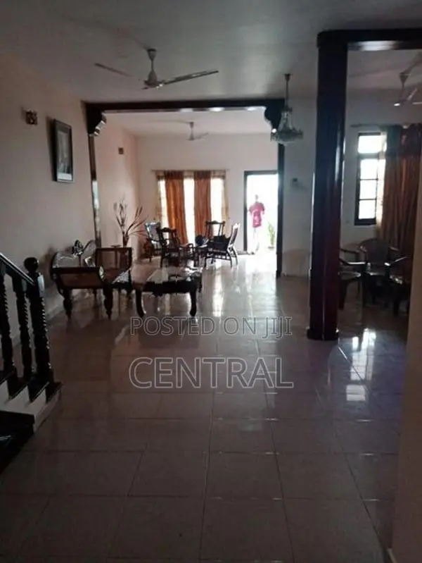Spacious Two-Storey House for Sale – Carmel Road, Colombo 03 (C7-10126