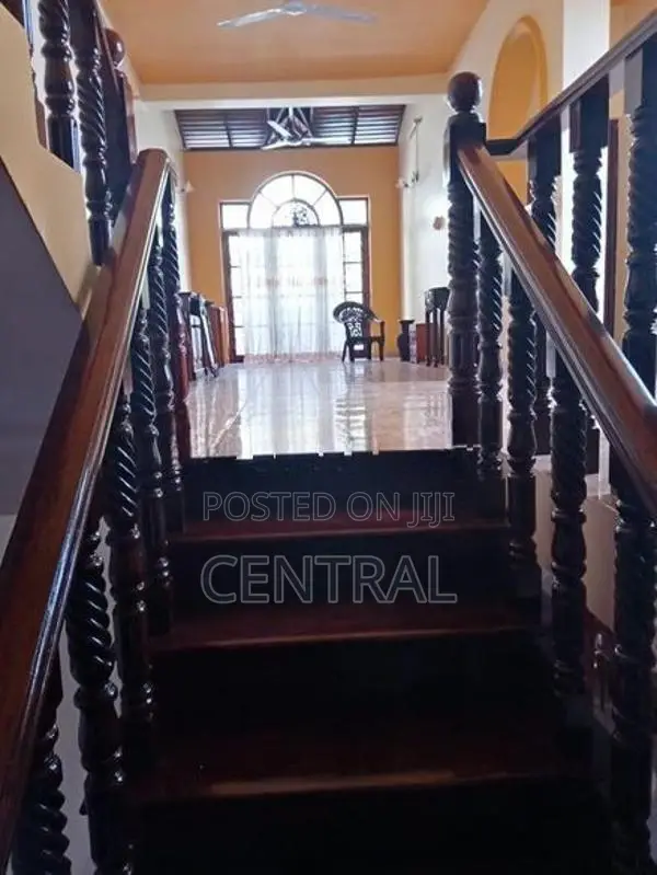 Spacious Two-Storey House for Sale – Carmel Road, Colombo 03 (C7-10126