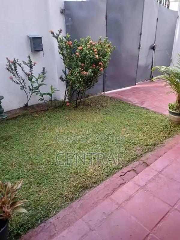Spacious Two-Storey House for Sale – Carmel Road, Colombo 03 (C7-10126