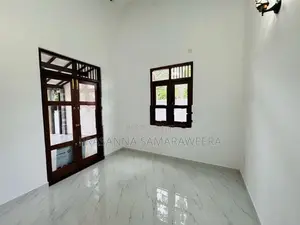 Brand New Modern super luxury piliyandala