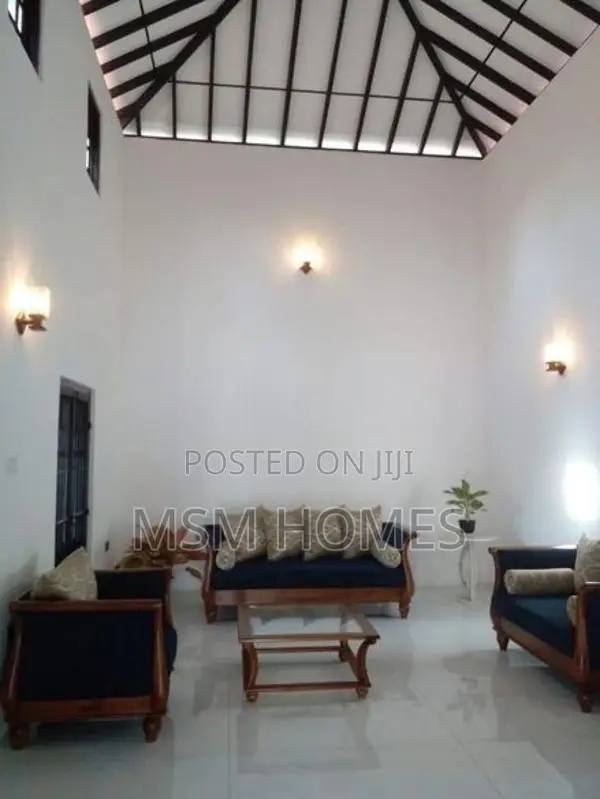 All Complete House For Sale in Negombo