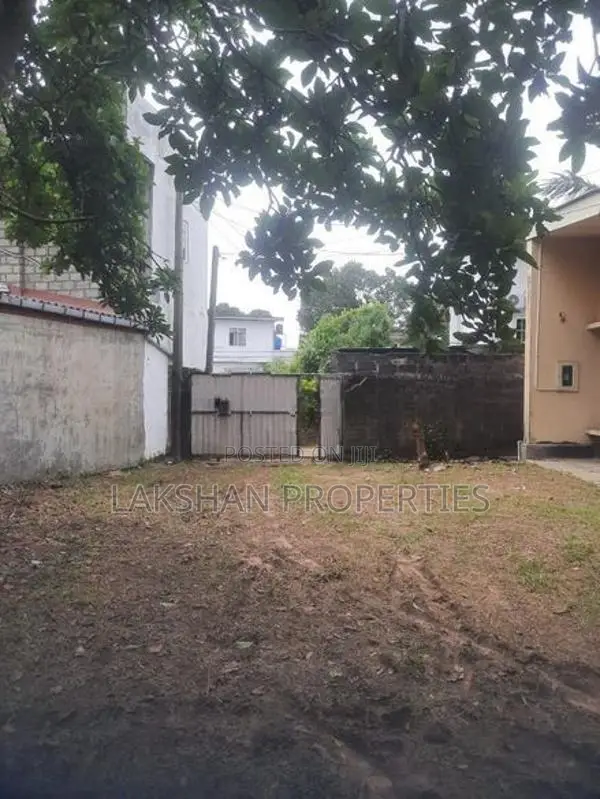 Land For Sale In Dehiwala