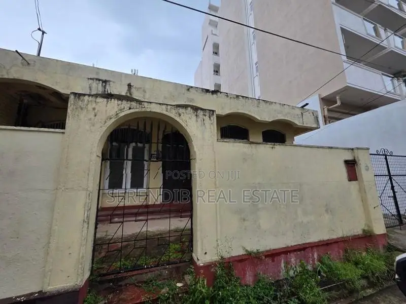 13 Perches Land Sale in Dehiwala Sea Side