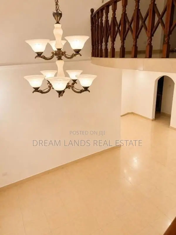 5BED HOUSE FOR SALE IN KIRIBATHGODA (SP1224)