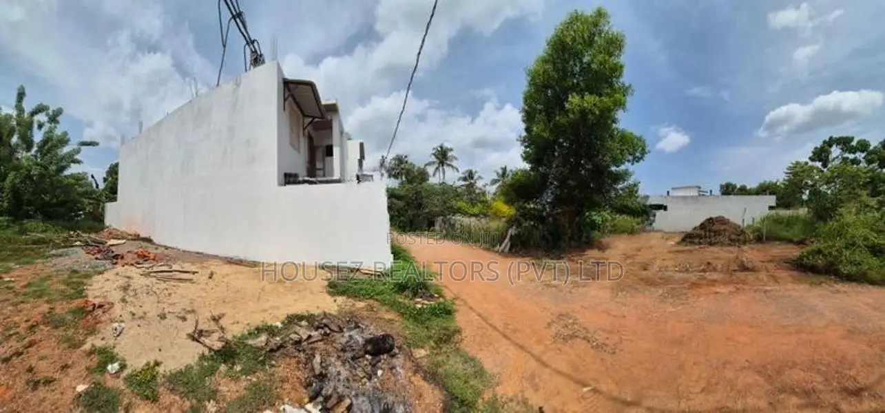 Prime 6 Perch Land for Sale – Athurugiriya, Galwarusawa Road