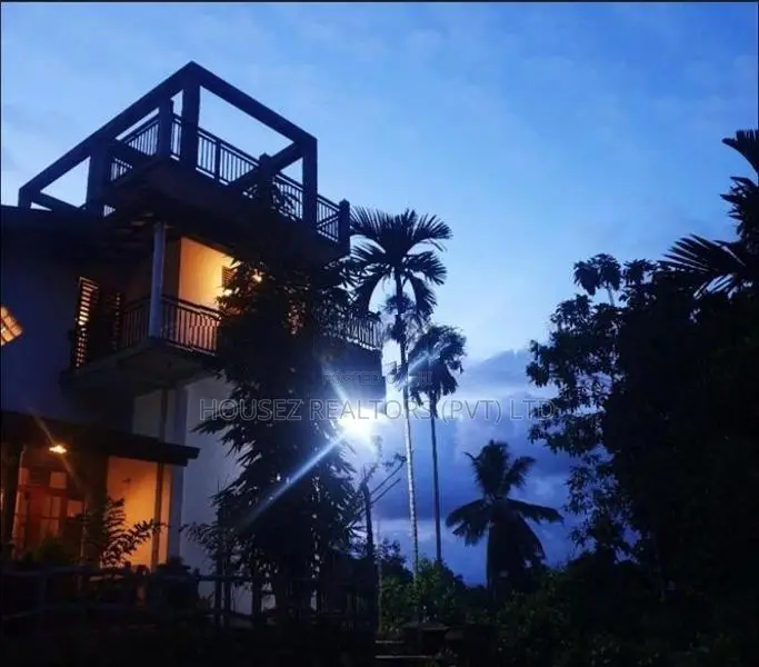 Luxury House for Sale – Ginthota, Galle