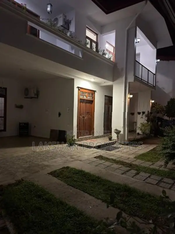 House For Sale In Boralesgamuwa Pepiliyana