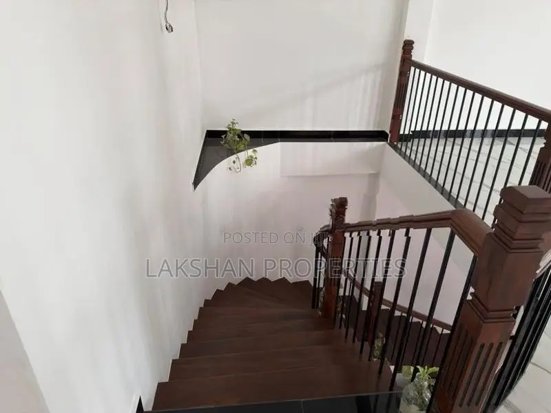 House For Sale In Boralesgamuwa Pepiliyana