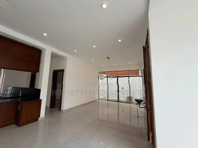 Brand New Luxury Unfurnished House for Rent Thalawathugoda