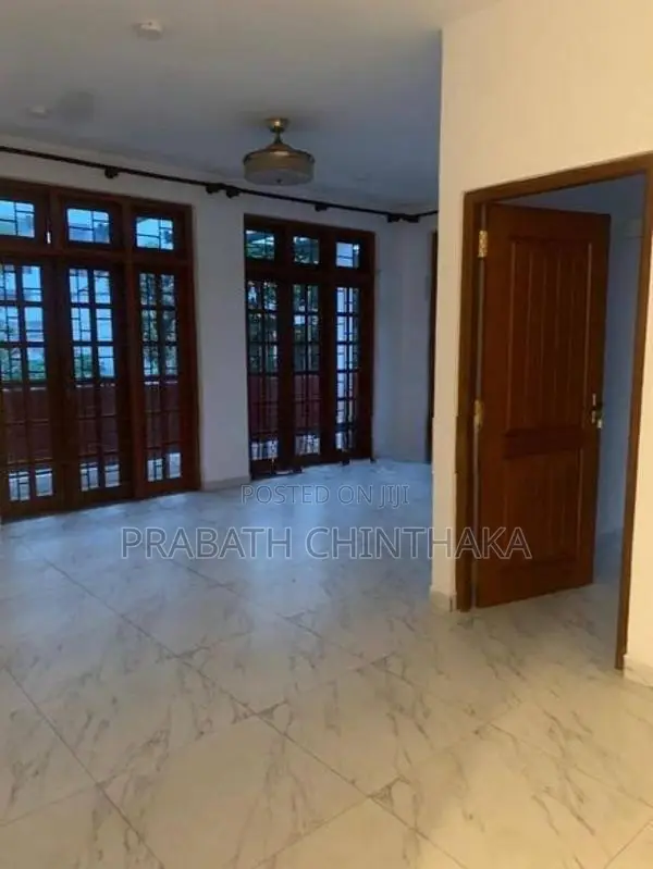 House for Rent in Mount lavinia ( Ground & 1st floor only )