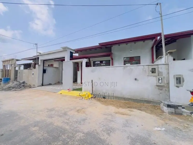 Strong Brand New House Sale Homagama