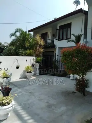 Nugegoda Peters Lane Luxry Huse For Sale