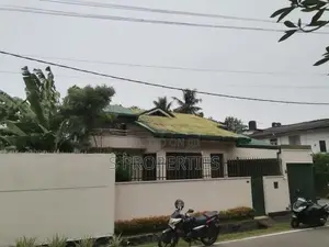 Solid house for sale in Dehiwela