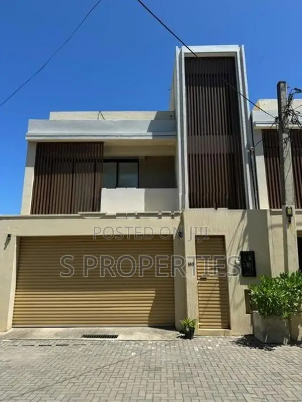 Modern house for sale in Mount Lavinia