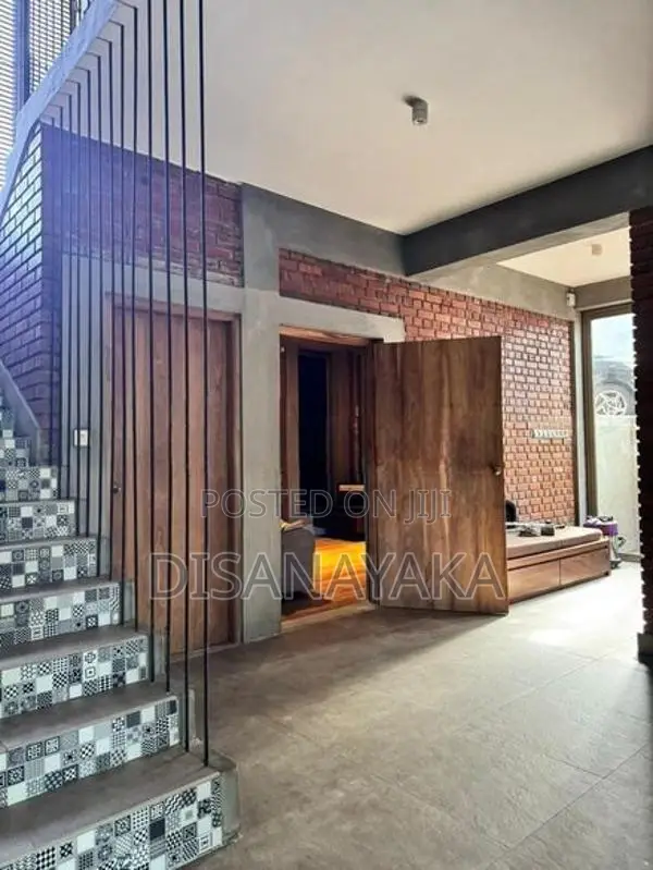 Super Luxury House for Sale in Rajagiriya Kalapaluwawa Ds1935