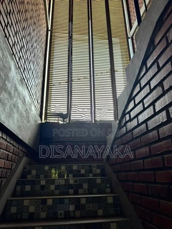Super Luxury House for Sale in Rajagiriya Kalapaluwawa Ds1935