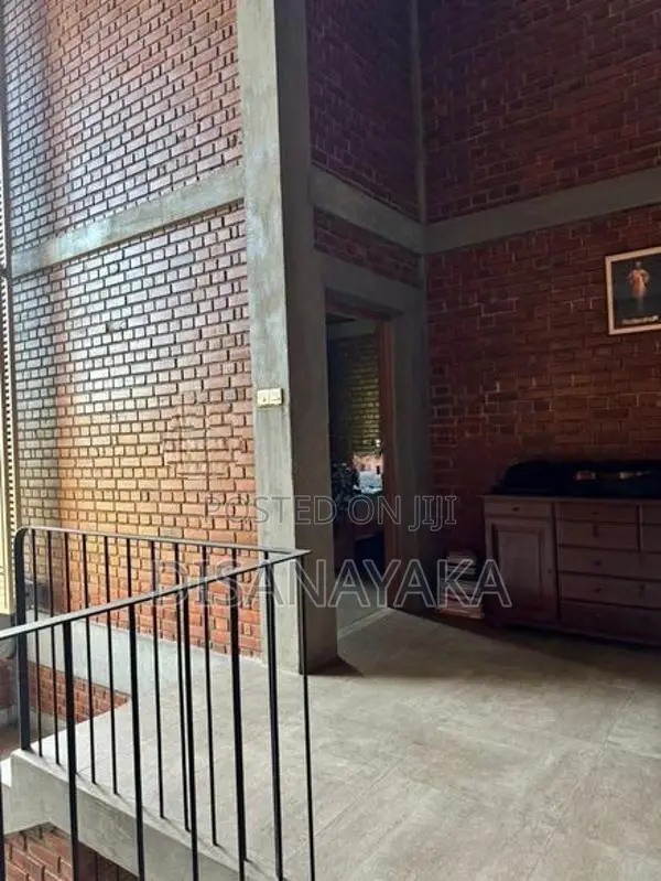 Super Luxury House for Sale in Rajagiriya Kalapaluwawa Ds1935