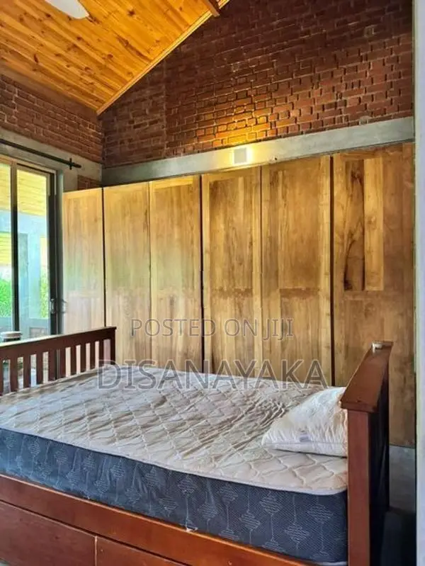 Super Luxury House for Sale in Rajagiriya Kalapaluwawa Ds1935