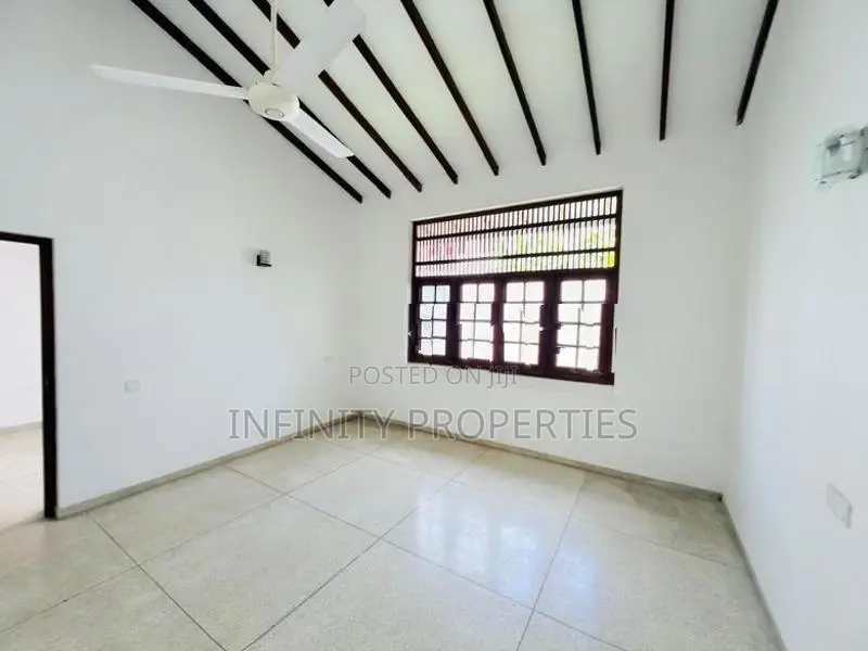 (AF951) Water Front 02 STORY HOUSE FOR SALE at Delkada NUGEGODA