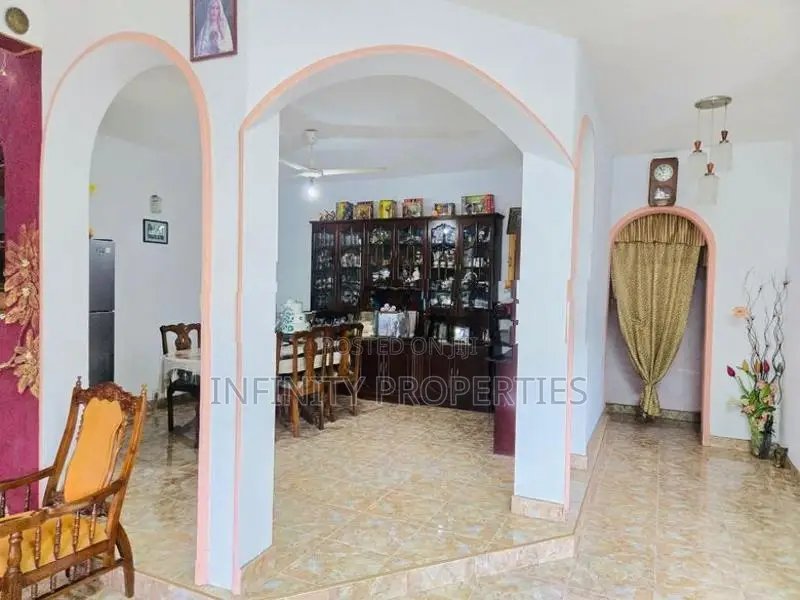 (AF963) රත්මලාන - මාළිගාව පාරේ දෙමහල් නිවසක් විකිණීමට 🔴