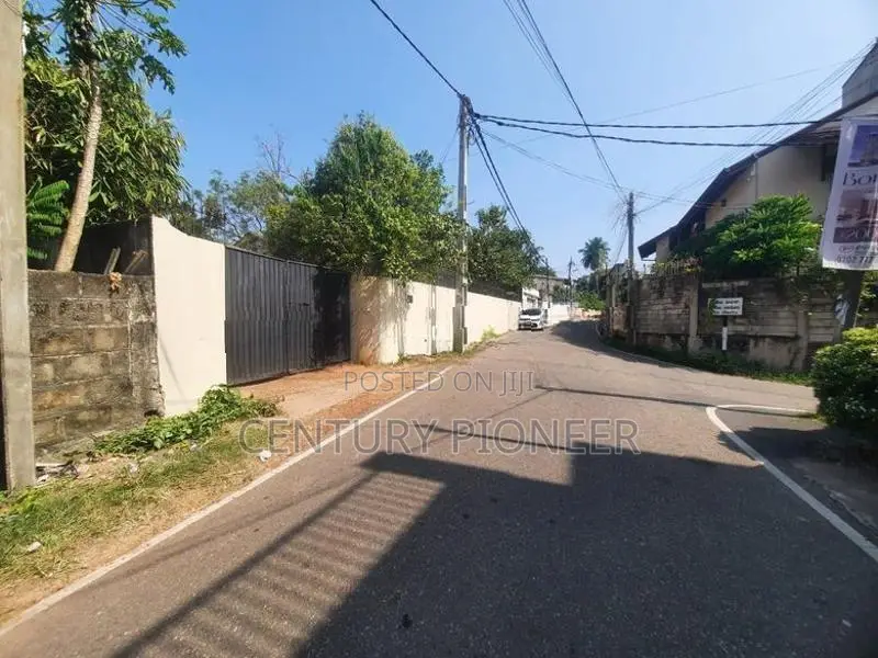 Nugegoda - Melder Place 44P Land For Sale