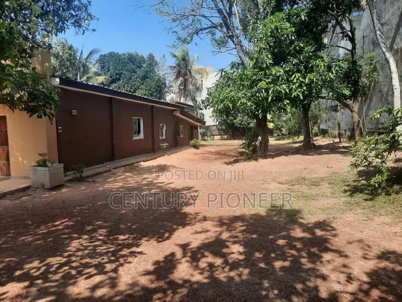Nugegoda - Melder Place 44P Land For Sale