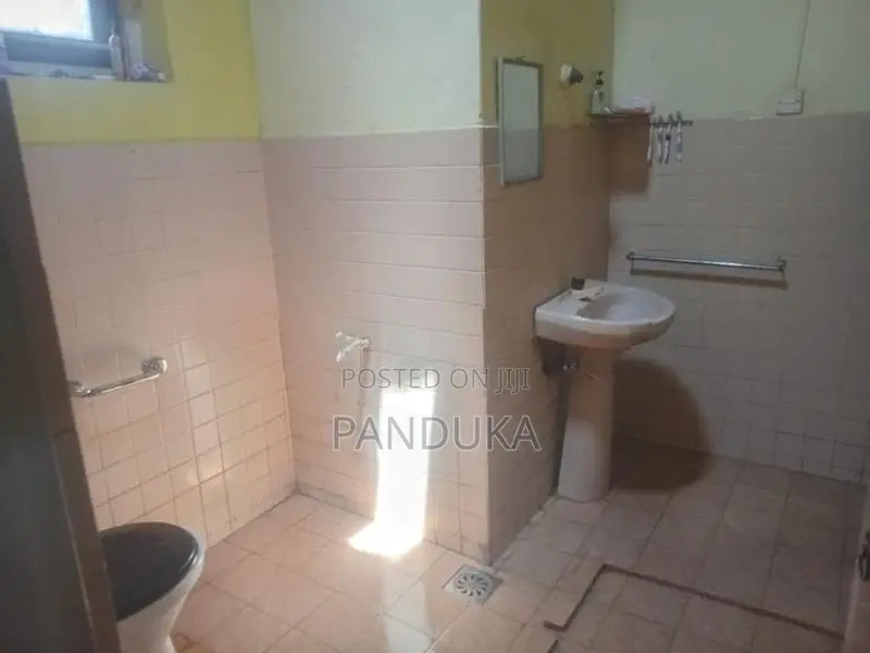 House for sale in Ja ela - Weligampitiya