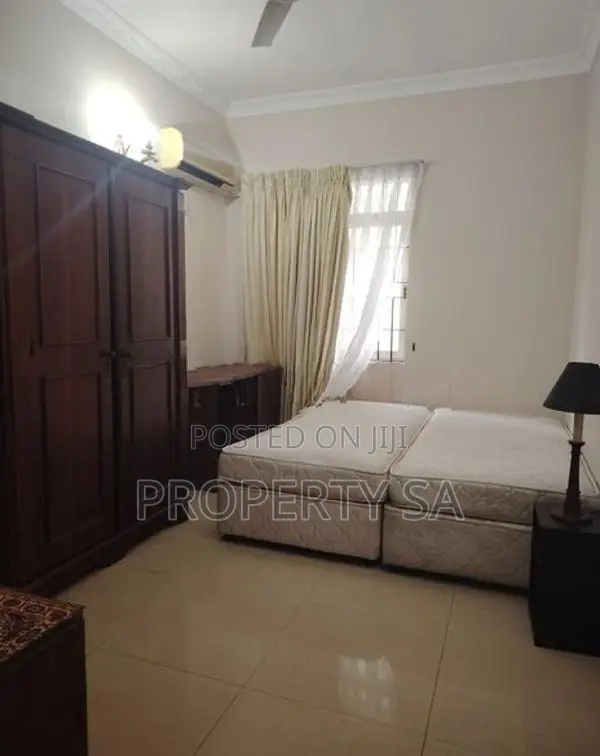 3 bedroom Apartment for sale in Colombo 5