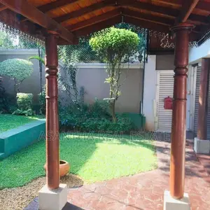 (AF971) 03 Story House for sale in Nawala